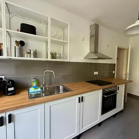 Dene Living Apartahotel